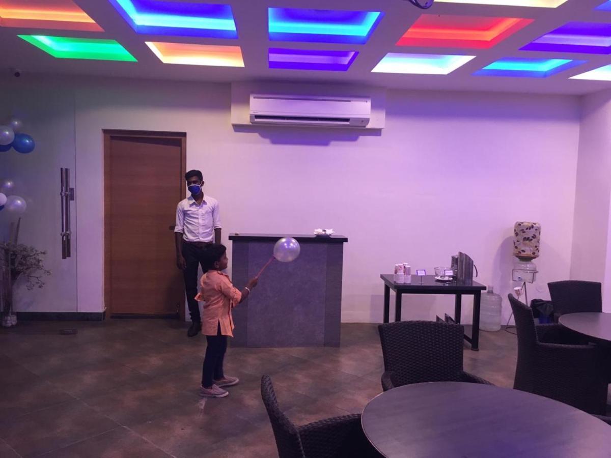 מלון צ'נאי Urvashi Residency מראה חיצוני תמונה